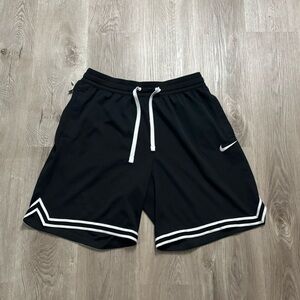 Nike Black and White Men's Shorts